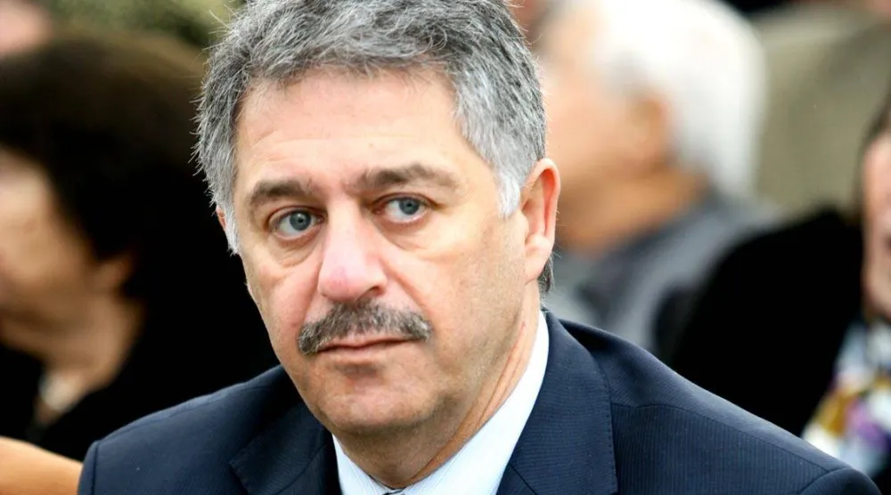 السفير الفلسطيني السابق في بيروت أشرف دبور (متداولة)