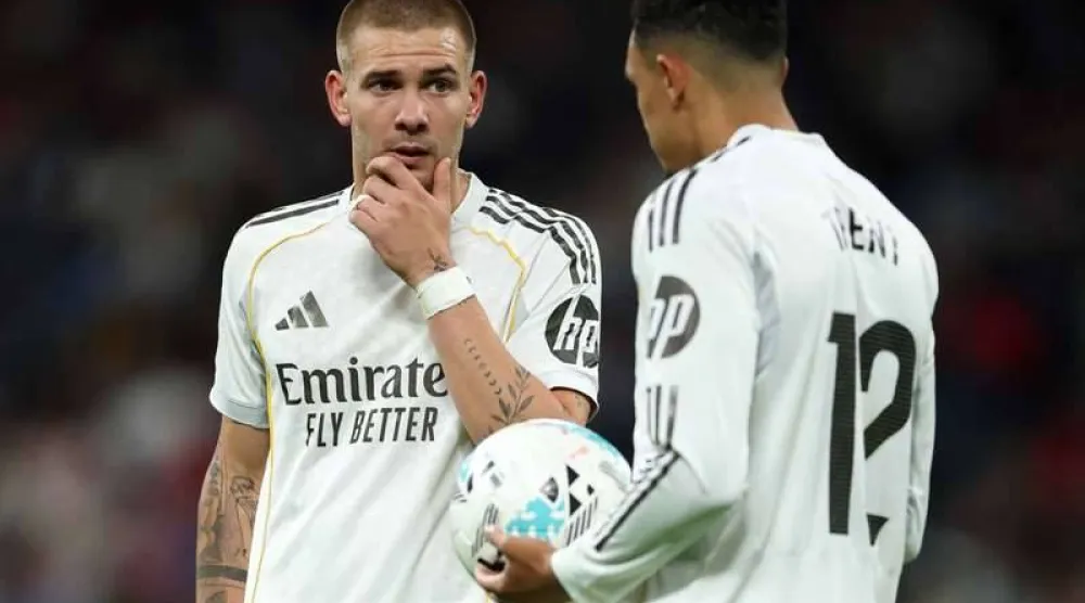الأرجنتيني فرانكو ماستانتونو من ريال مدريد للفيولا (رويترز)