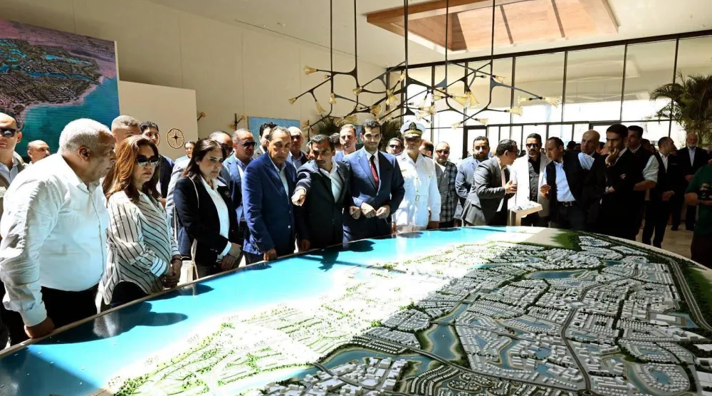 الرئيس التنفيذي لشركة «الديار القطرية» يتحدث عن الموقع الاستراتيجي لـ«علم الروم» (صفحة مجلس الوزراء المصري على «فيسبوك»)