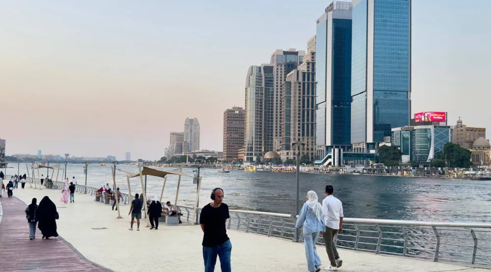 برلمانيون مصريون يدعون إلى مراجعة خطوط الهواتف الجوالة المسجلة بأسماء المواطنين (تصوير: عبد الفتاح فرج)