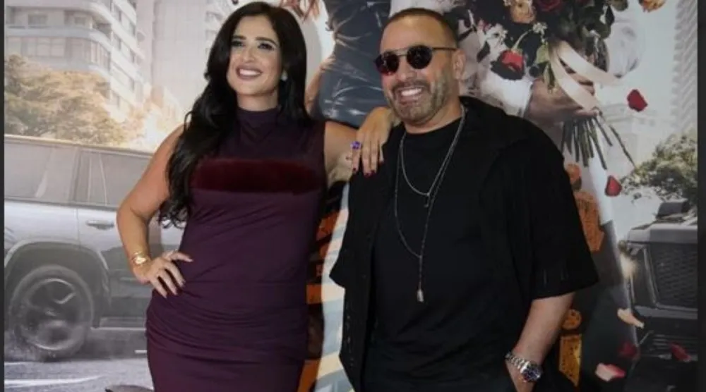 أحمد السقا وياسمين عبد العزيز بطلا «خلّي بالك من نفسك» (الشركة المنتجة)