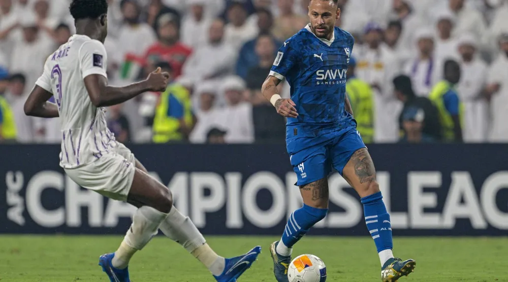 نيمار انتقل للهلال بـ90 مليون يورو في أغلى صفقة في تاريخ الكرة السعودية (رويترز)