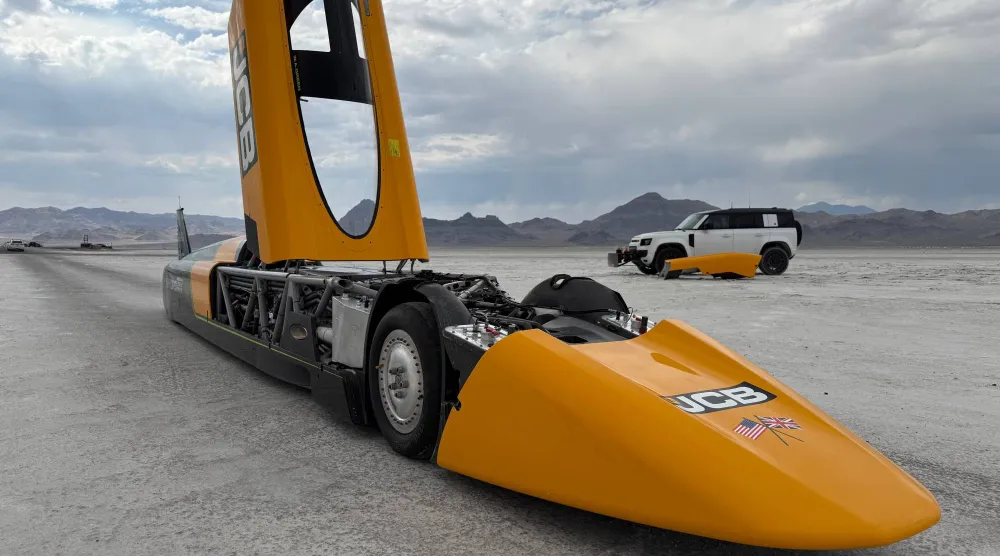  The JCB Hydromax sits on the Bonneville Salt Flats in Wendover, Utah, where Andy Green aims to drive it to a land speed record for cars powered by hydrogen internal combustion engines, Monday, Aug. 10, 2026. (AP)