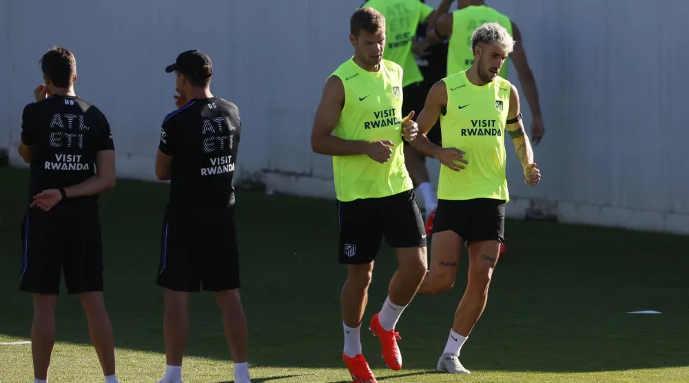 «أستون فيلا» يقترب من ضم ماتيو روغيري من «أتلتيكو مدريد» (إ.ب.أ)