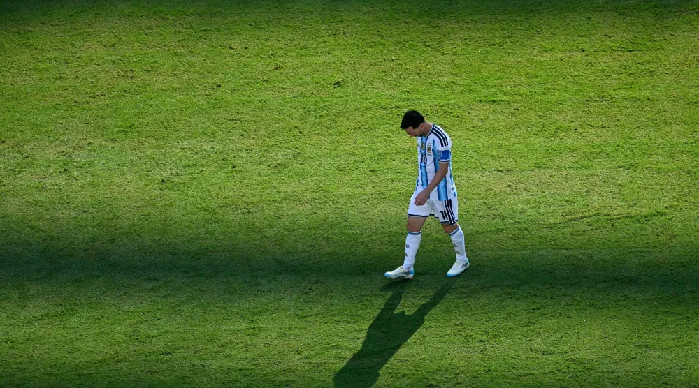 (FILES) Argentina's forward #10 Lionel Messi reacts during the 2026 World Cup football tournament final match between Spain and Argentina at the New York/New Jersey Stadium in East Rutherford on July 19, 2026.  (Photo by Jewel SAMAD / AFP)