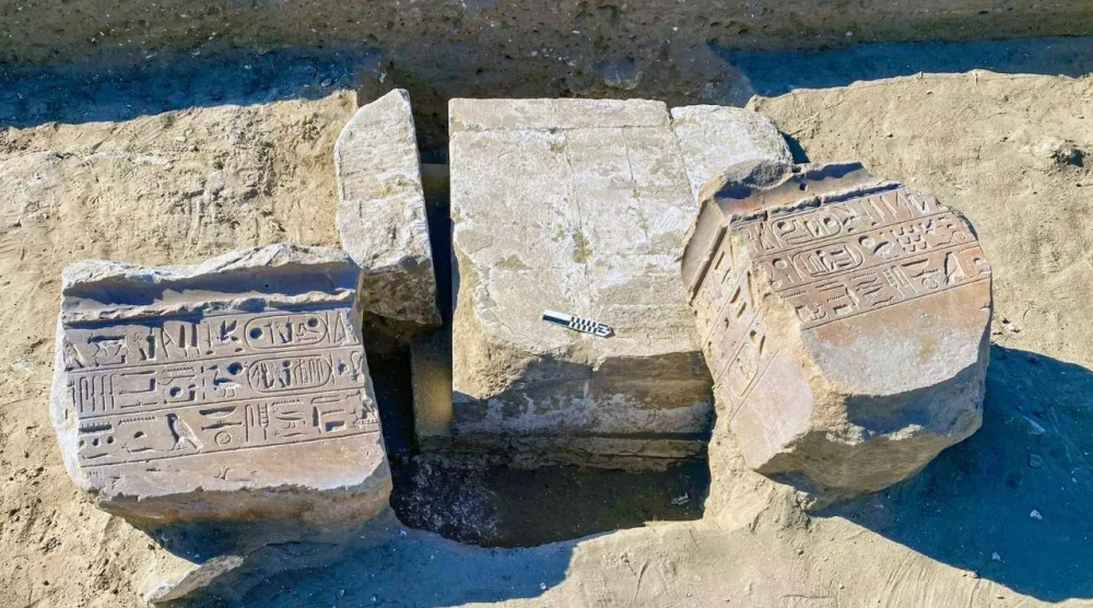 جانب من الآثار بطريق حورس الحربي (وزارة السياحة والآثار)