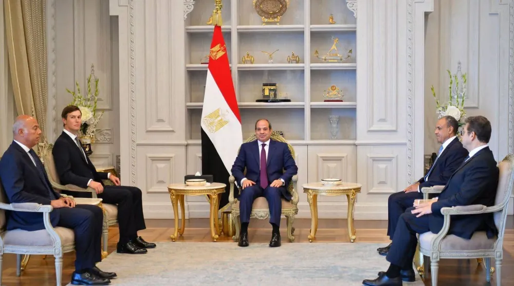 لقاء الرئيس المصري عبد الفتاح السيسي ومستشار ترمب في العلمين الأحد (الرئاسة المصرية)