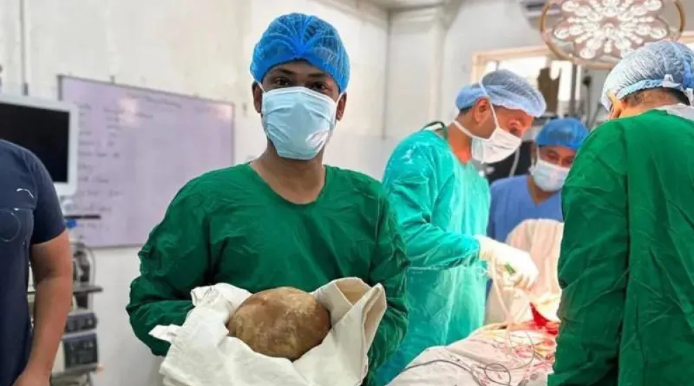 حمل في داخله حجراً... لم تصنعه الأرض (مستشفى ترينكومالي العام)