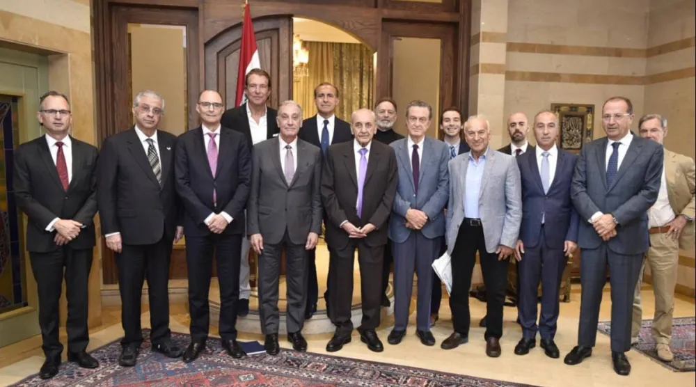 رئيس البرلمان نبيه بري مستقبلاً وفداً من مجموعة العمل الأميركية من أجل لبنان (رئاسة البرلمان)