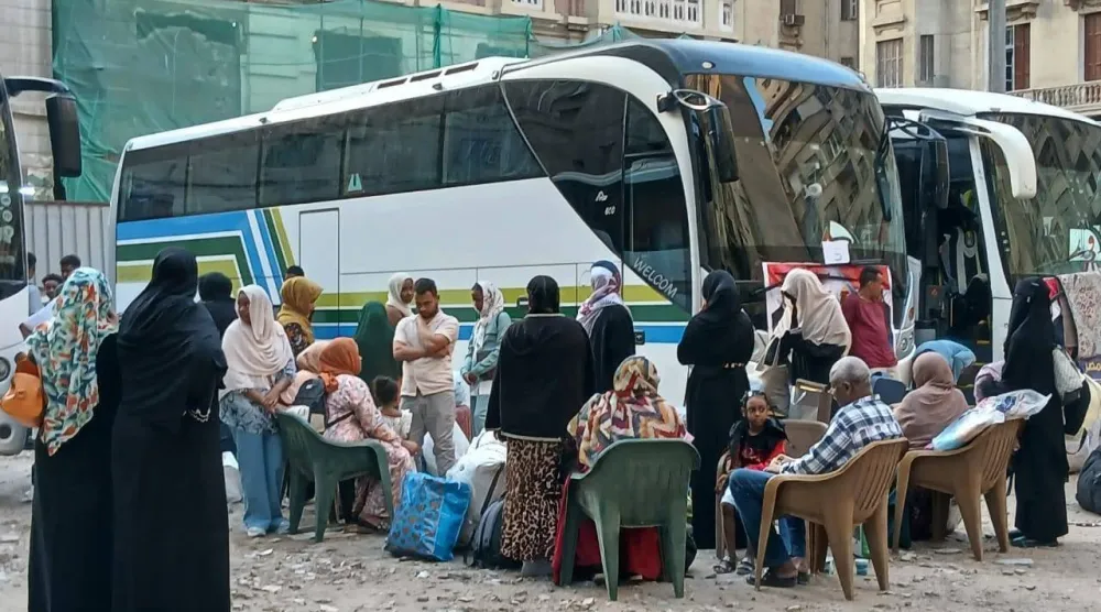 من رحلات العودة الطوعية للسودانيِّين إلى بلادهم (لجنة الأمل للعودة الطوعية)