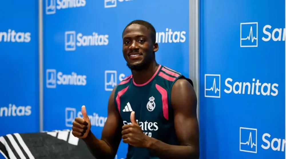 إبراهيما كوناتي مدافع ريال مدريد الجديد (نادي ريال مدريد)