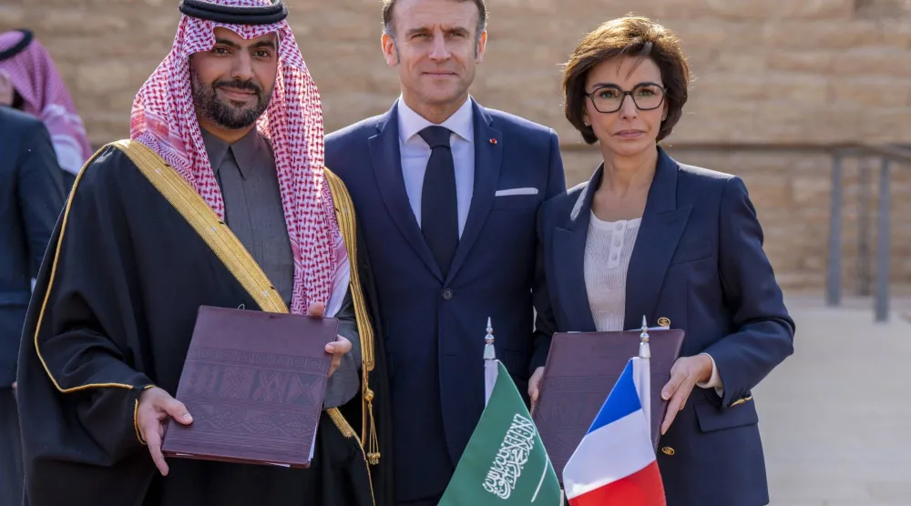 السعودية وفرنسا عززتا التعاون الثقافي بـ9 برامج تنفيذية خلال زيارة الرئيس الفرنسي في ديسمبر 2024 (واس)