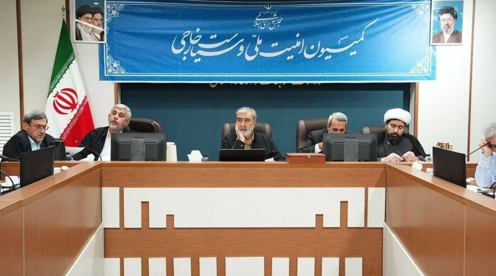صورة نشرها موقع البرلمان الإيراني من اجتماع لجنة السياسة الخارجية والأمن القومي الأحد