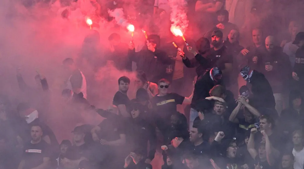 الاتحاد الهولندي يراجع بروتوكولاته بعد أحداث مباراة كامبور وفينوورد (إ.ب.أ)