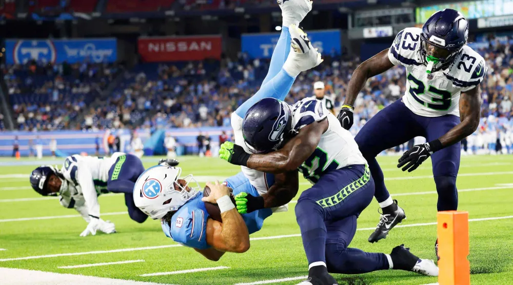 رُبع لاعبي «NFL» يعانون من اعتلال دماغي (أ.ف.ب)
