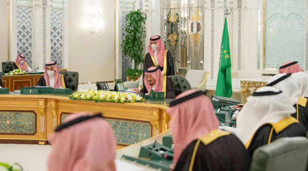 جانب من جلسة مجلس الوزراء برئاسة خادم الحرمين الشريفين الملك سلمان بن عبد العزيز في جدة الثلاثاء (واس)