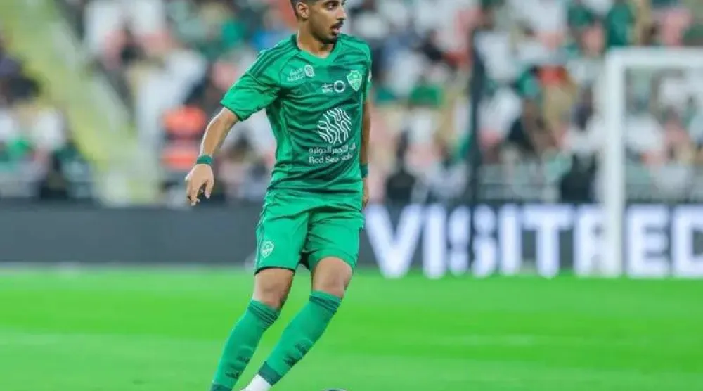 لاعب وسط الأهلي زياد الجهني (النادي الأهلي)