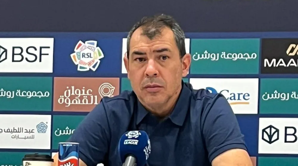 البرازيلي فابيو كاريلي مدرب فريق الفيحاء (الشرق الأوسط)