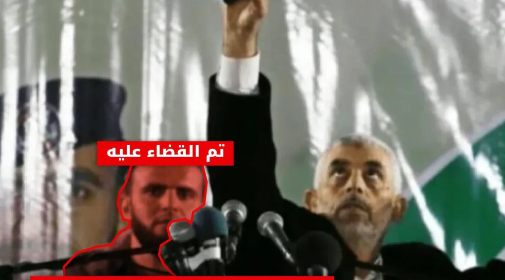 صورة بثها الجيش الإسرائيلي للفلسطيني رزق أبو شحمة (يساراً) الذي اغتاله في غزة وقال إنه عمل حارساً شخصياً لقائد «حماس» الراحل يحيى السنوار (يميناً)