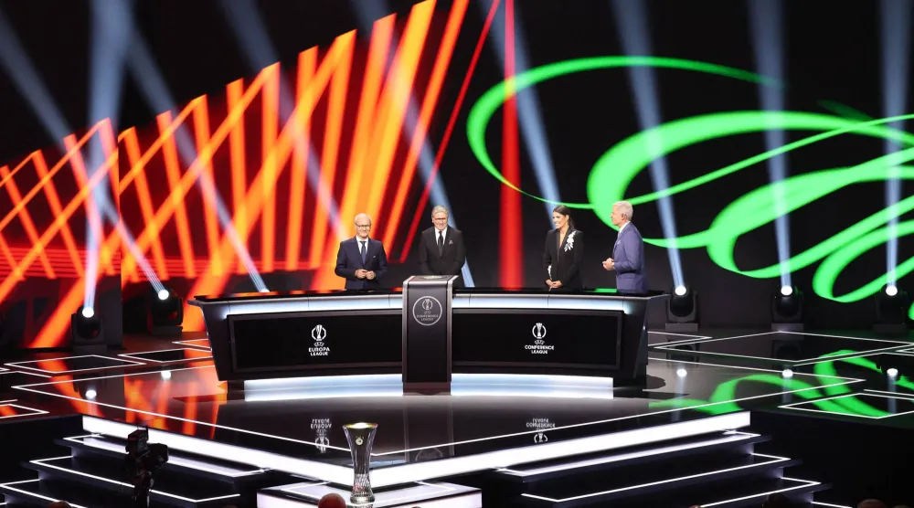 قرعة متوازنة لمرحلة الدوري من دوري المؤتمر الأوروبي (أ.ف.ب)
