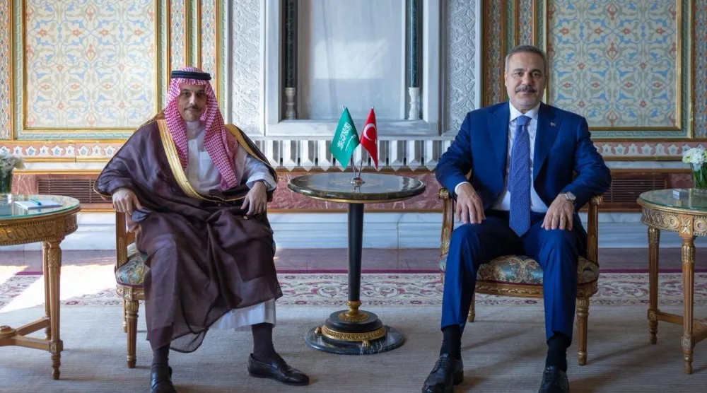 الأمير فيصل بن فرحان وزير الخارجية السعودي خلال مباحثاته مع نظيره التركي هاكان فيدان (واس)