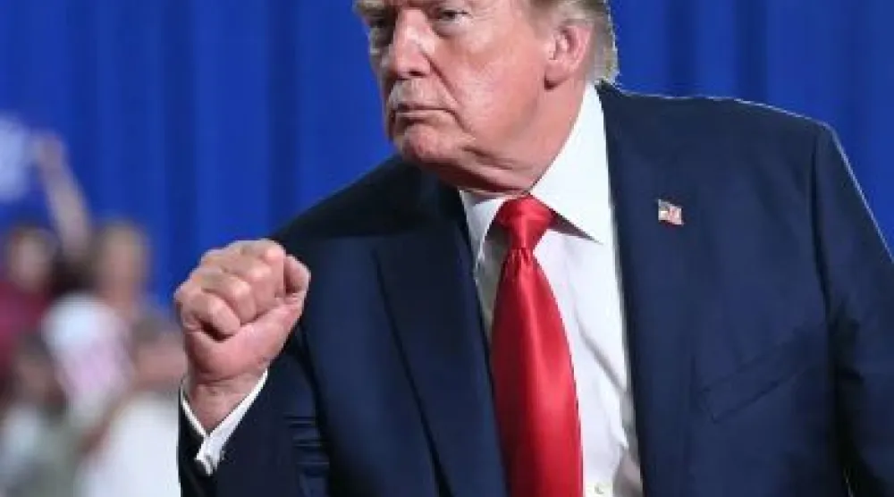 Trump: Hürmüz Boğazı'nı Amerikan toprağı olarak görüyorum ve bölge üzerinde tam kontrole sahibiz