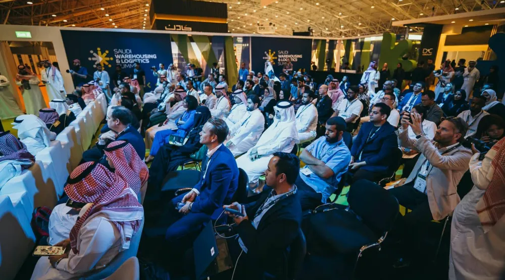 إحدى جلسات «القمة السعودية للمستودعات والخدمات اللوجستية» في نسختها السابقة (الشركة)