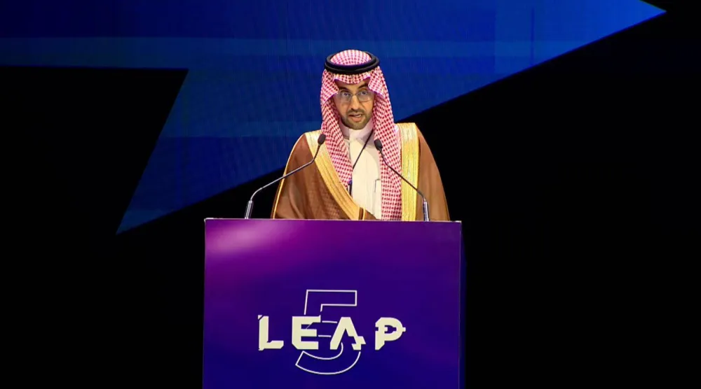 مساعد وزير الاتصالات وتقنية المعلومات د.سلطان بن سعيد خلال كلمته الافتتاحية (الشرق الأوسط)