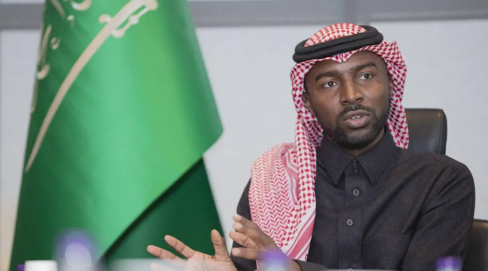 أسامة هوساوي  (الشرق الأوسط)