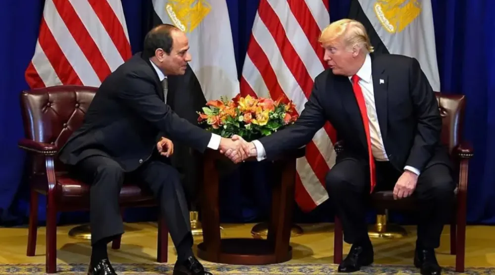 دونالد ترمب خلال لقاء عبد الفتاح السيسي على هامش الدورة الـ73 للجمعية العامة للأمم المتحدة في سبتمبر 2018 (الرئاسة المصرية)