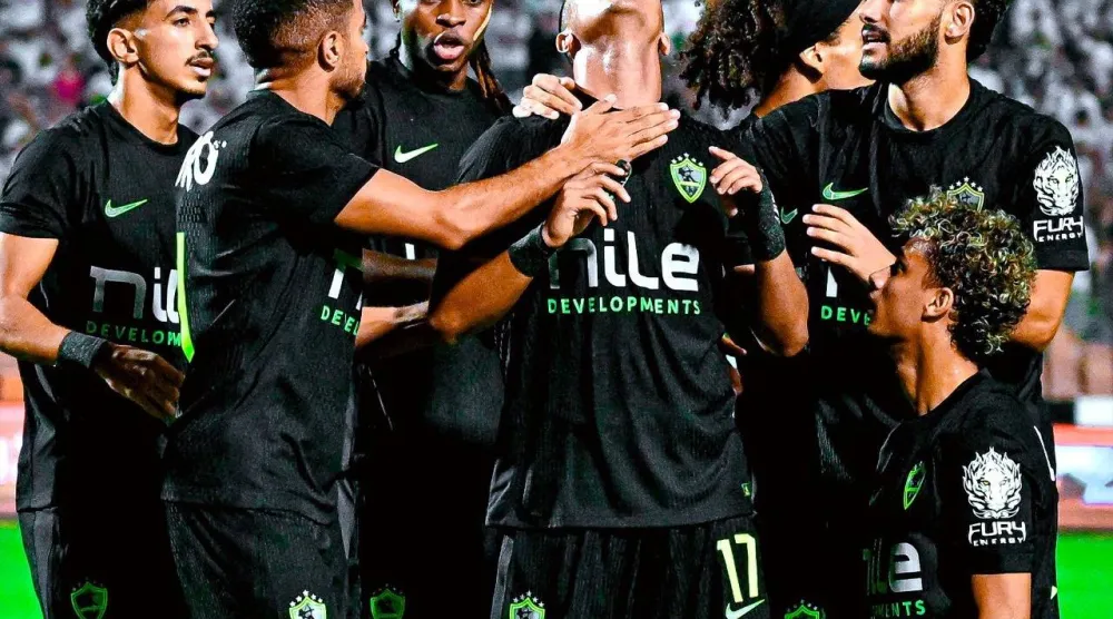 محمد شحاتة يحتفل بهدفه في المباراة (نادي الزمالك)
