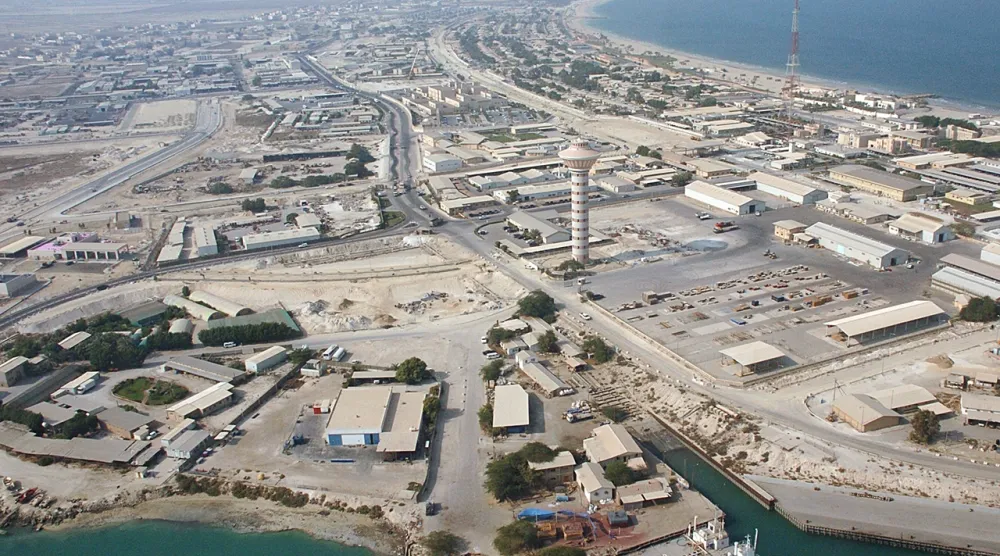 صورة جوية لمحافظة الخفجي (دارة الملك عبد العزيز)