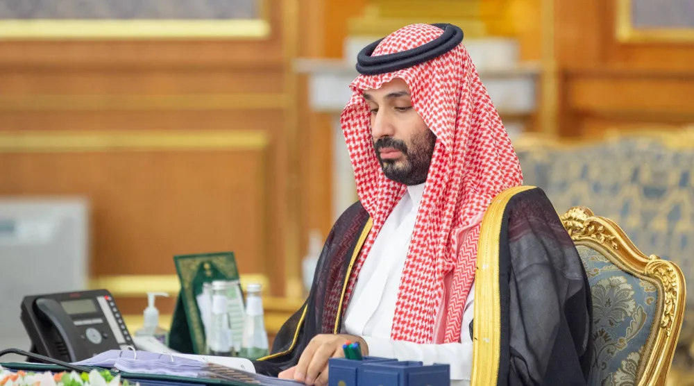 الأمير محمد بن سلمان لدى ترؤسه جلسة مجلس الوزراء في جدة الثلاثاء (واس)