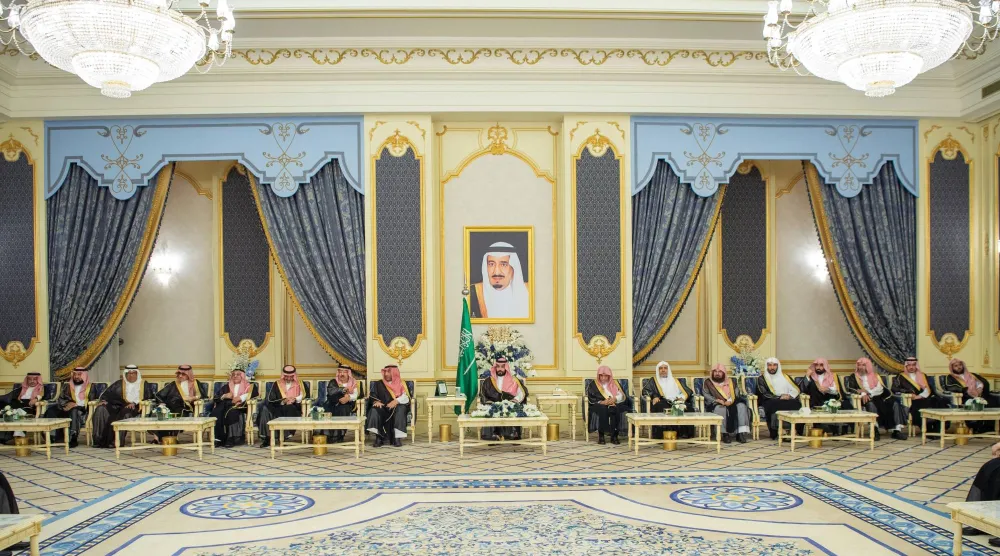 Prince Mohammed bin Salman bin Abdulaziz Al Saud, Crown Prince and Prime Minister, receives princes, scholars, ministers, and citizens at the Al-Salam Palace in Jeddah. (SPA)