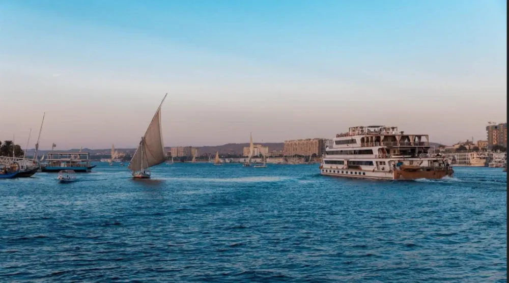 وزارة السياحة المصرية تؤكد أن تنظيم رحلات الحج والعمرة يتم من خلال شركات السياحة المرخصة (صفحة وزارة السياحة والآثار على فيسبوك)