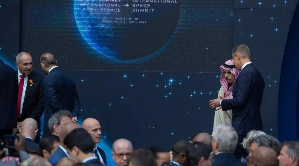 وزير الخارجية السعودي الأمير فيصل بن فرحان خلال حضوره القمة الدولية للفضاء في باريس (واس)