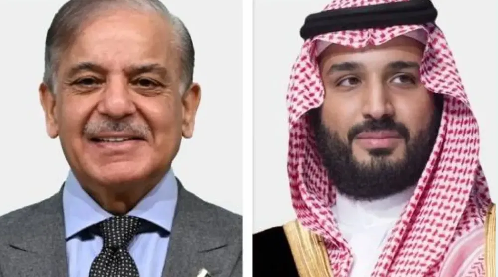 Suudi Arabistan Veliaht Prensi Muhammed bin Selman ile Pakistan Başbakanı Muhammed Şahbaz Şerif (SPA)