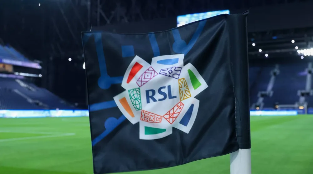 الرابطة أبدت استنكارها للأحداث التي شهدتها مباراة الهلال والتعاون (الشرق الأوسط)