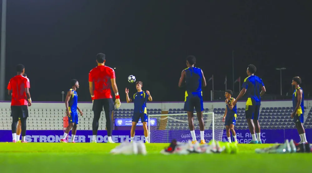 النصر يتأهب لمواجهة العين الإماراتي (نادي النصر)