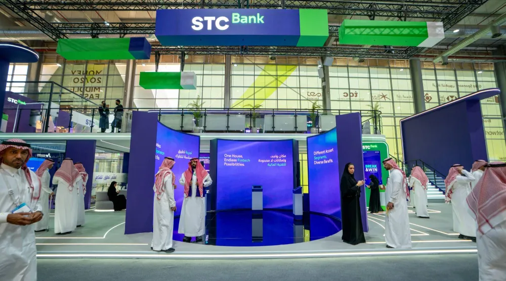 جانب من مشاركة «إس تي سي بنك» في مؤتمر «موني 20/20 الشرق الأوسط» (الشرق الأوسط)
