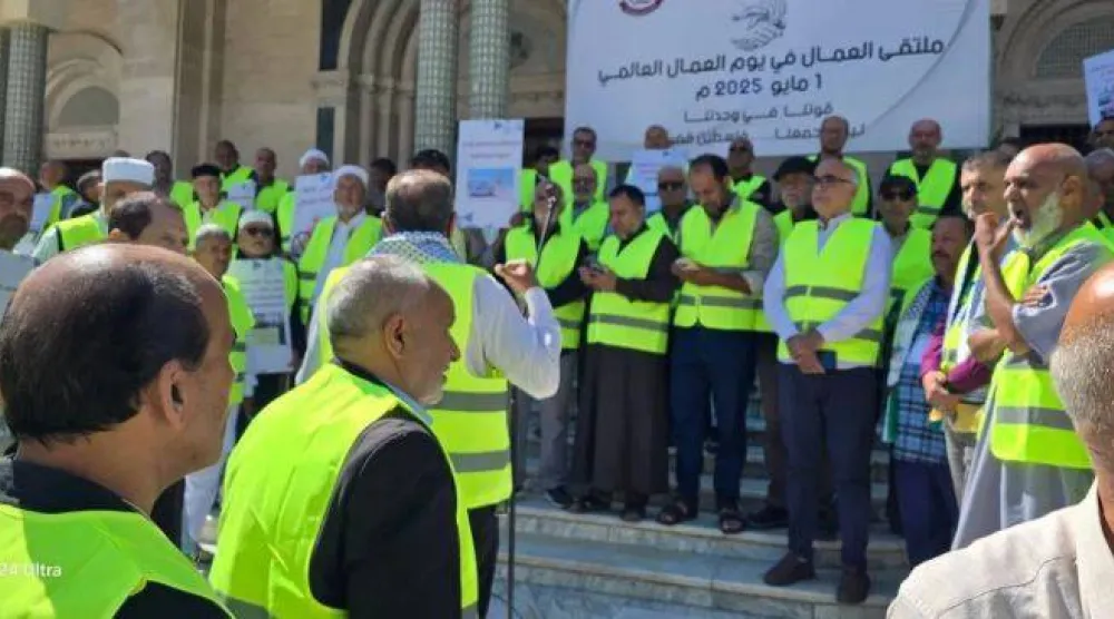 وقفة احتجاجية لعمال شركات متعثرة في مايو الماضي (الاتحاد الوطني لعمال ليبيا)