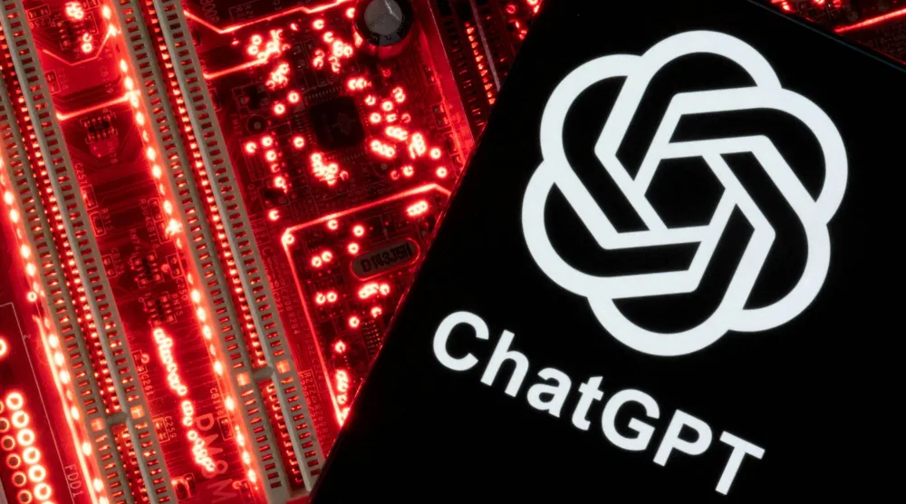 أطلقت الشركة منصة ذاتية تتيح للشركات والوكالات إدارة الحملات الإعلانية مباشرة داخل «ChatGPT» (رويترز)