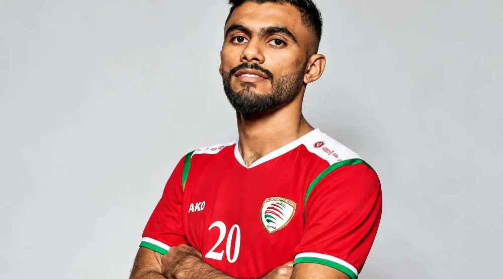 صلاح اليحيائي يقود عمان في «خليجي 27» (منتخب عمان)