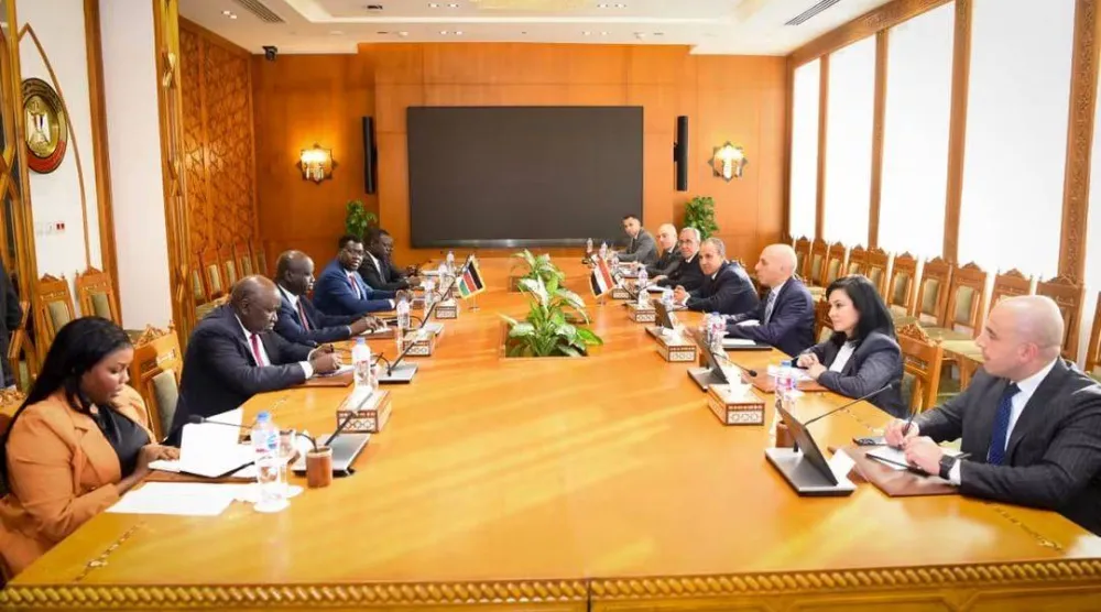 محادثات وزير الخارجية المصري مع نظيره الجنوب سوداني في القاهرة ديسمبر 2025 (الخارجية المصرية) 