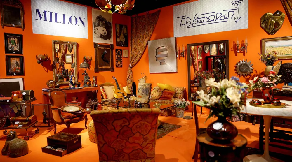 This photograph shows details of a preview exhibition of personal belongings once owned by late French actress Brigitte Bardot at Maison Drouot in Paris on September 15, 2026, ahead of an auction of her memorabilia and clothing. (Photo by Charlotte SIEMON / AFP)