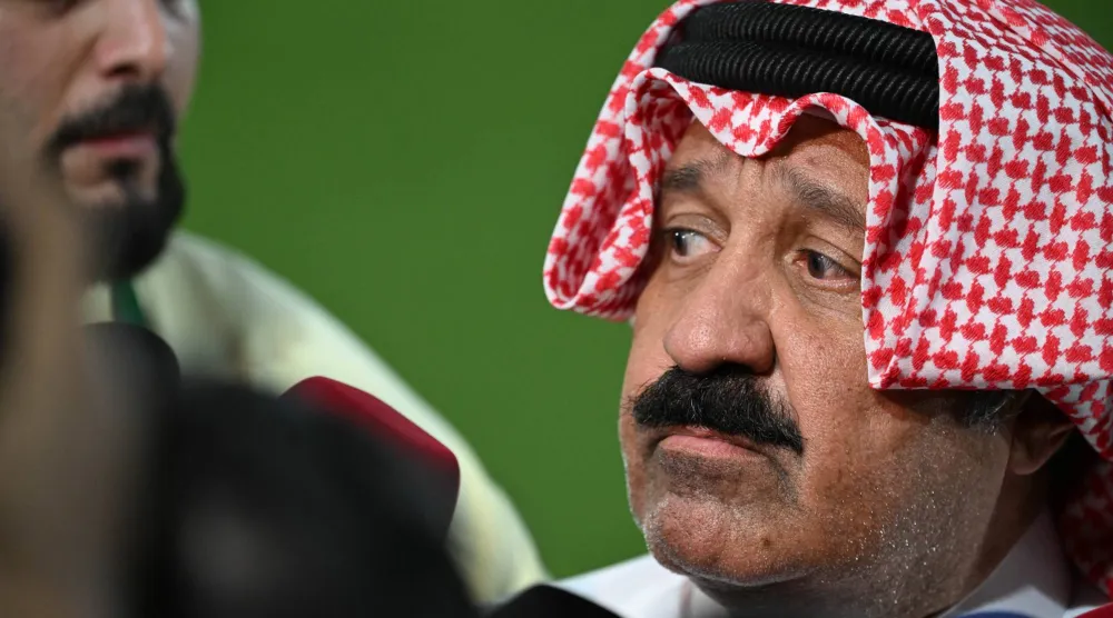 الشيخ أحمد اليوسف الصباح رئيس الاتحاد الكويتي لكرة القدم (تصوير: علي خمج)