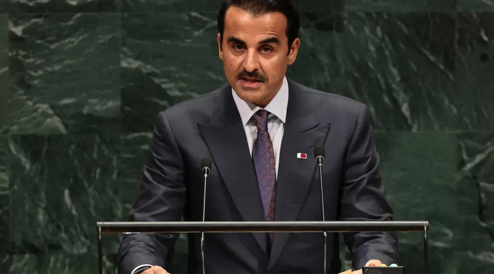 الشيخ تميم بن حمد أمير دولة قطر خلال كلمته أمام الدورة الـ81 للجمعية العامة للأمم المتحدة في نيويورك (أ.ف.ب)