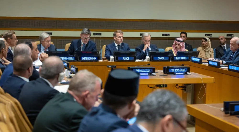 دعا الأمير فيصل بن فرحان إلى التنفيذ الكامل والفوري لخطة الرئيس الأميركي دونالد ترمب الشاملة لإنهاء الصراع في غزة («الخارجية السعودية»)