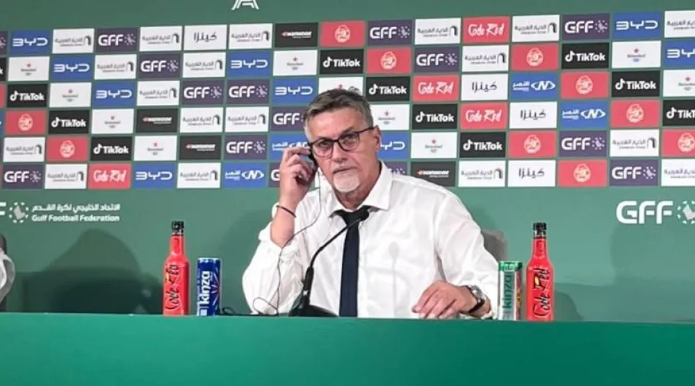 الكرواتي دراغان تالاييتش مدرب المنتخب البحريني (الشرق الأوسط)