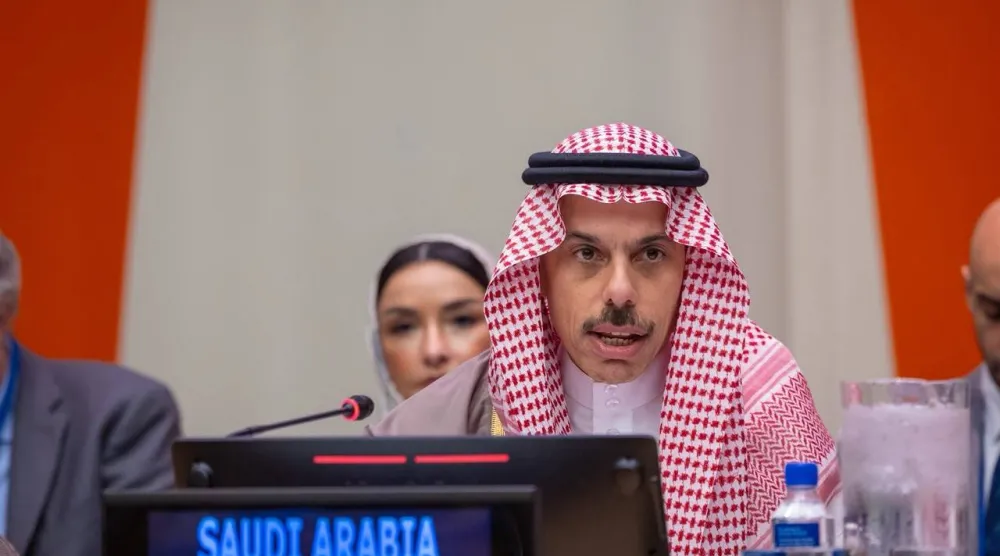 وزير الخارجية السعودي الأمير فيصل بن فرحان خلال مشاركته في الاجتماع الوزاري (واس)